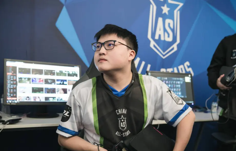 开云体育-关于Uzi新星精彩发挥表现惊艳，DWG未来可期！的信息