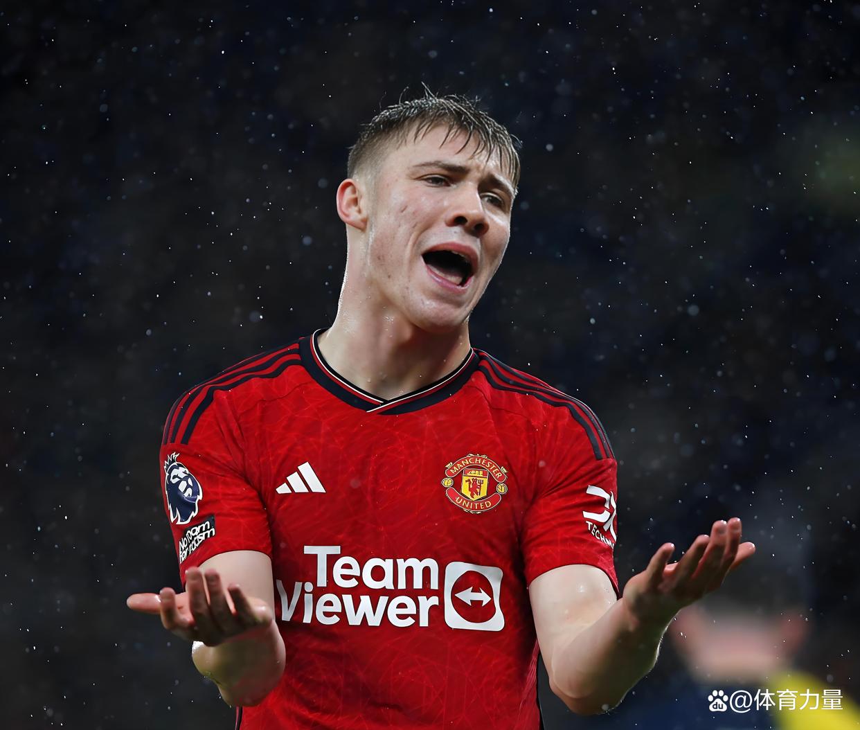 德布劳内爆冷击败巴黎圣日耳曼，关键助攻引爆全场！的简单介绍